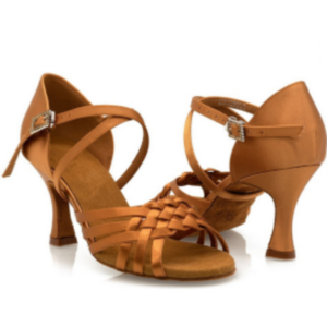 Modelo Cazandra  - Latin Dance