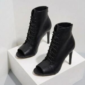 Modelo de Heels - RIHANNA